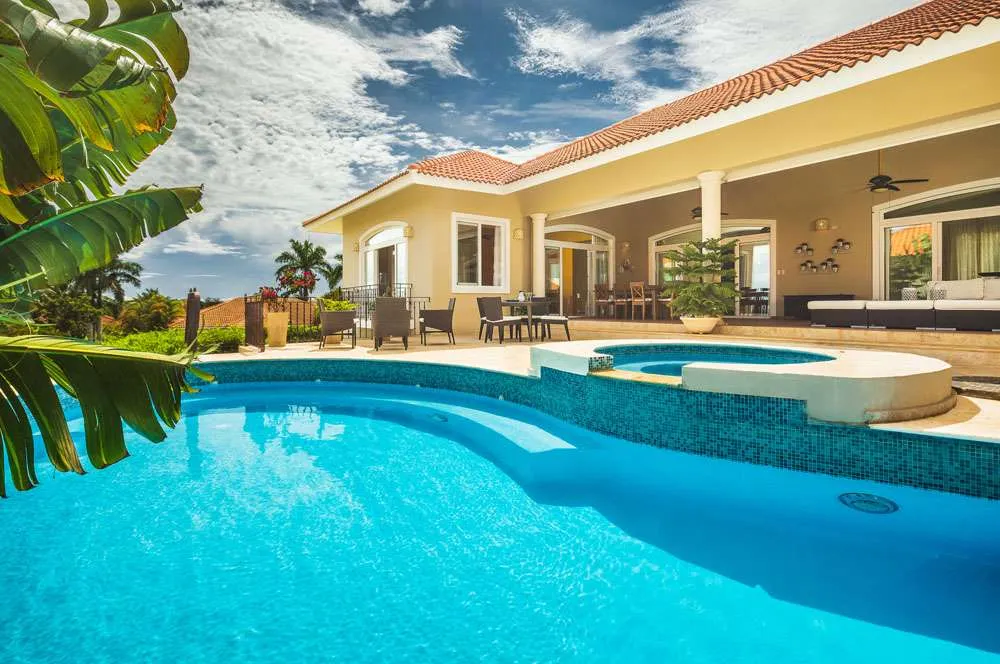 #4 Luxury 5-Bedroom Tropical Villa with Ocean Views in Gated Community