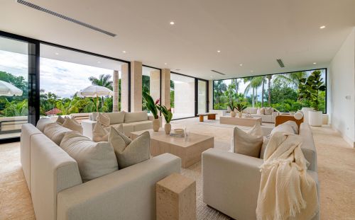 #5 Elegant 6-Bedroom Luxury Villa for Sale in Casa de Campo