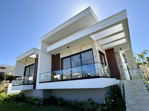 #14 Brand-New Modern 3-Bedroom Villa