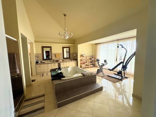 #5 Spectacular Hilltop Ocean View Mansion 