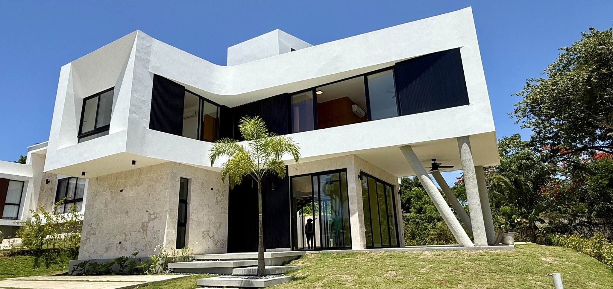 #0 Brand-New Modern Villa with Mountain Views in Cabarete – $440,000