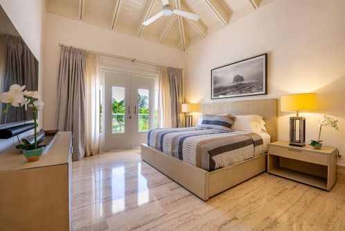 #11 Exquisite 8-Bedroom Mansion for Sale in Casa de Campo, La Romana – A Masterpiece of Luxury and Design