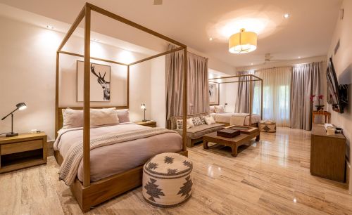 #16 Exquisite 8-Bedroom Mansion for Sale in Casa de Campo, La Romana – A Masterpiece of Luxury and Design